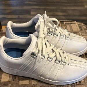 Women's White Athletic Sneakers - Lace-Up Low-Top Comfort
